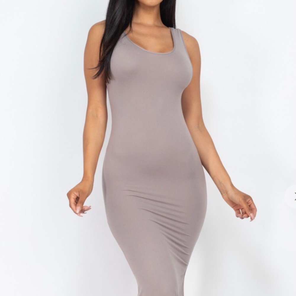 Halter Dress ”Criss Cross Back”